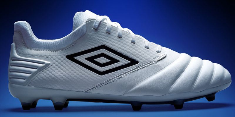 Mẫu nguyên bản của đôi Umbro Speciali